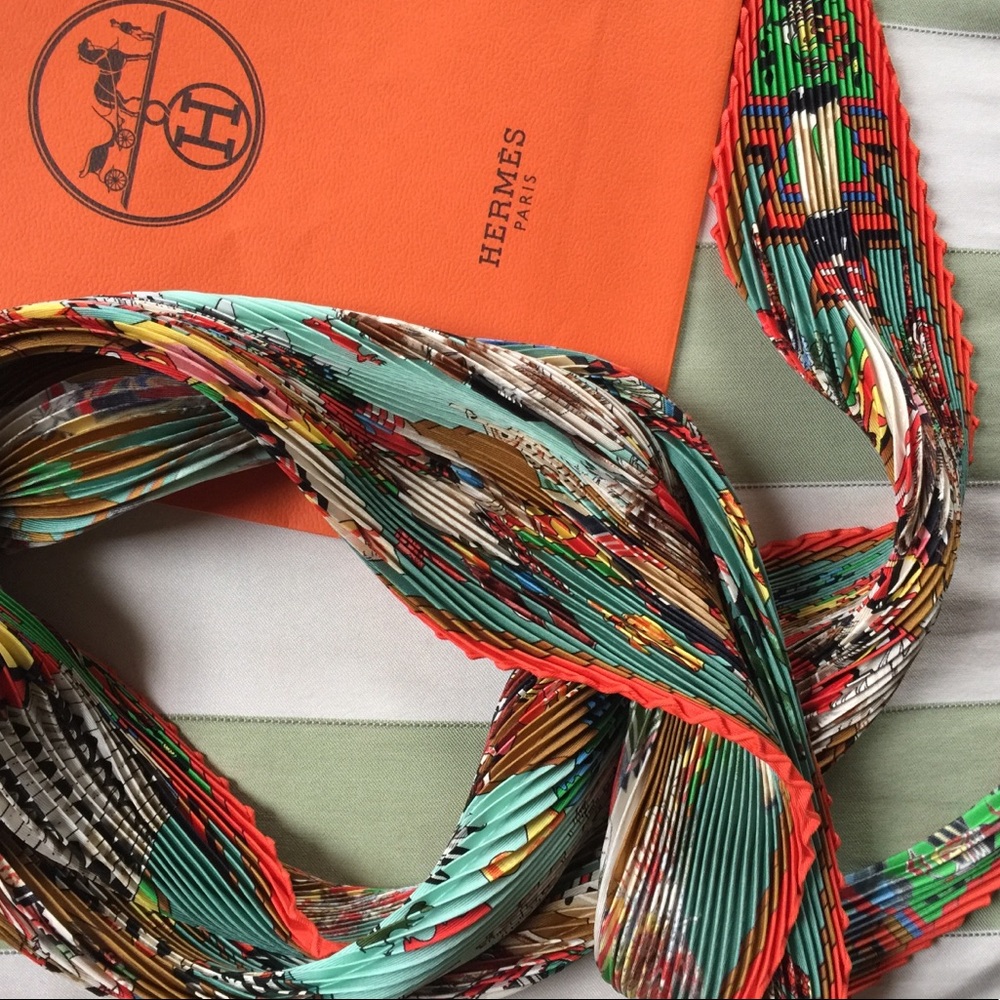 DESIGNER ▪️HOST PICK✨ HERMES KERMIT OLIVER SCARF